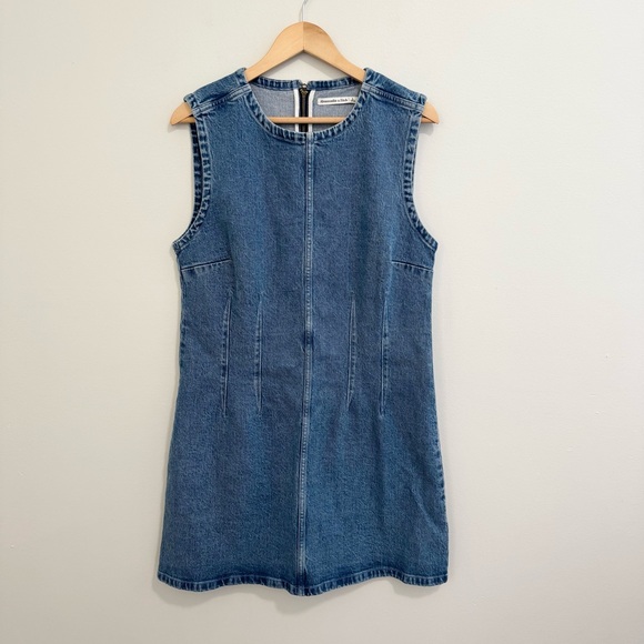 Abercrombie & Fitch Denim Dress - Picture 2 of 5